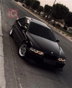 بی ئێم دەبڵیو سیریەس 5